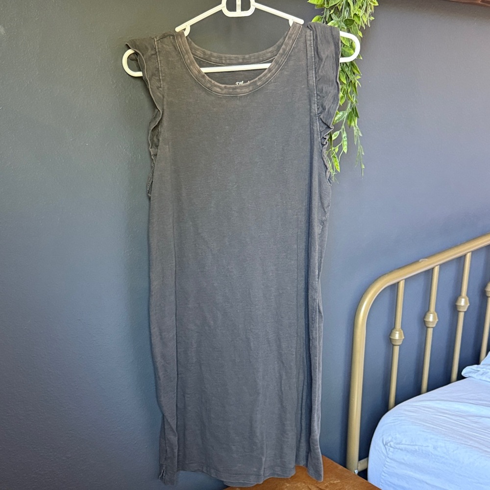 Universal Thread Cute Ruffle Sleeve Dark Gray Dress